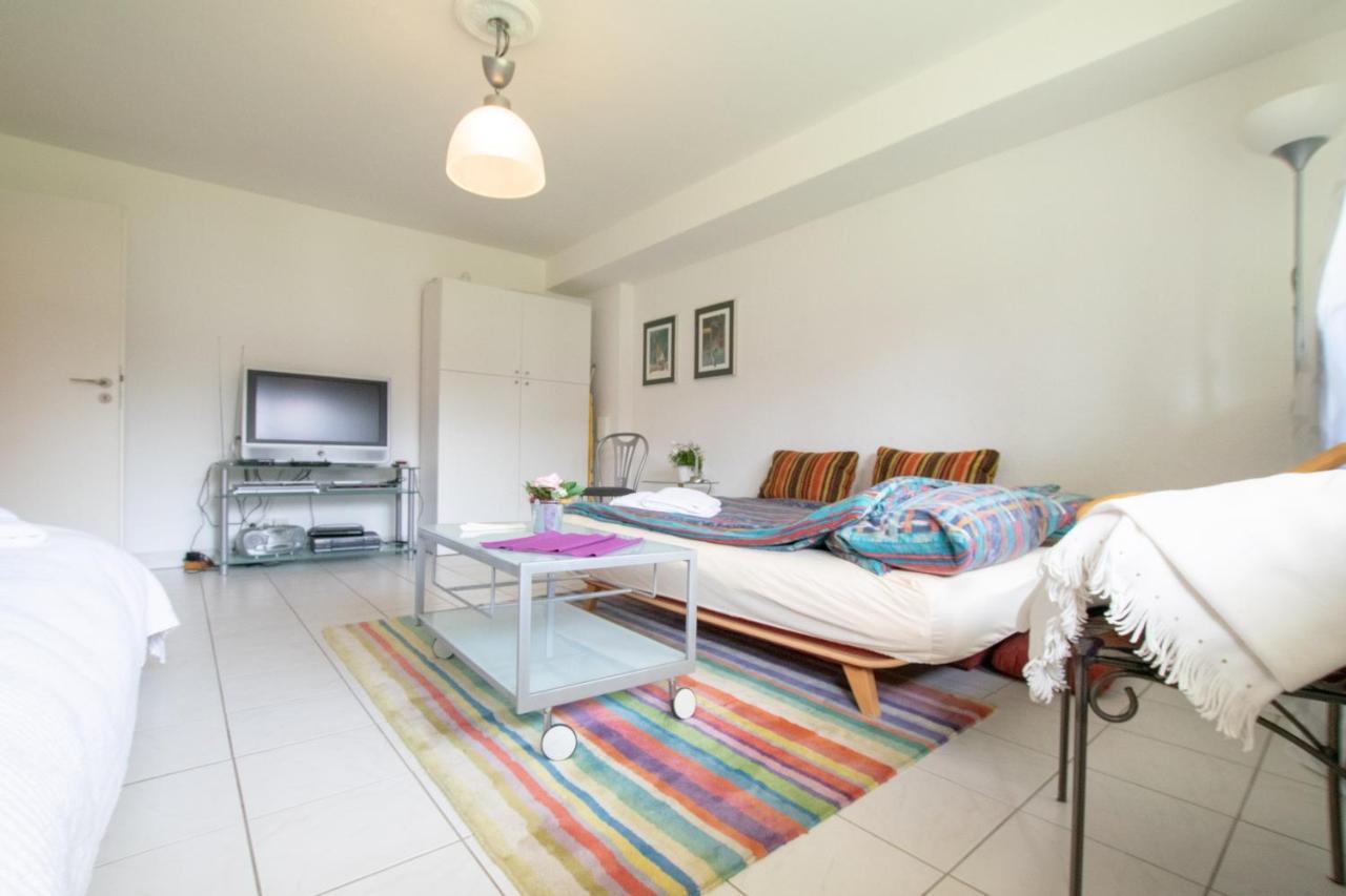 Big 1 Room Apartment - 15 Min Messe Dus Меербуш Екстериор снимка